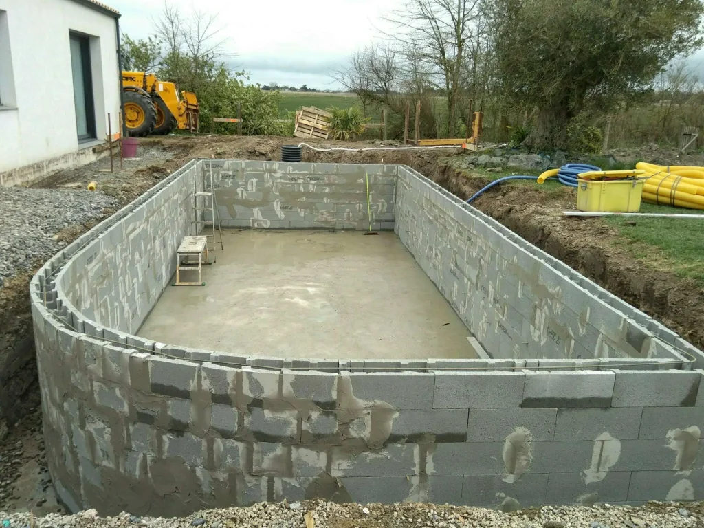 Peixoto Constructions- Entreprise de Maçonnerie, Pisciniste et Aménagement Extérieur à Notre-Dame-de-Monts